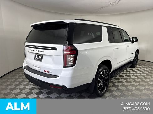 Used 2024 Chevrolet Suburban RST w/ Luxury Package image 7