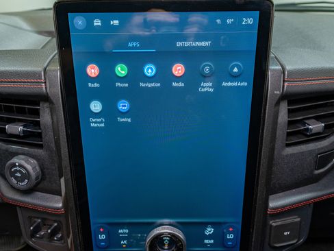 Used 2022 Ford Expedition Limited w/ Equipment Group 303A AWD/4WD image 21