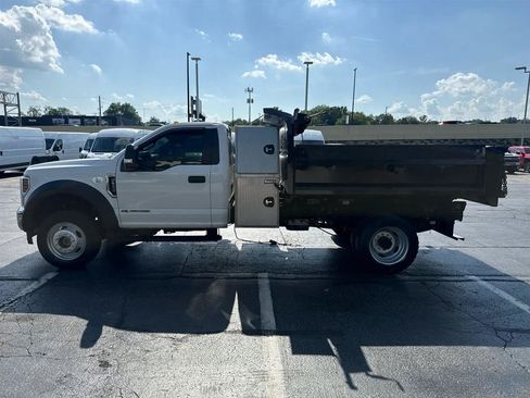 Used 2019 Ford F550 4x4 Regular Cab Super Duty image 5