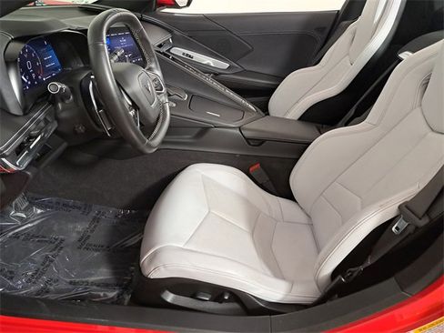 Used 2020 Chevrolet Corvette Stingray image 19