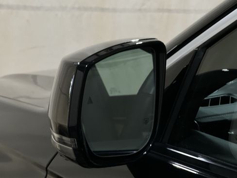 Used 2022 Jeep Grand Cherokee Summit AWD/4WD image 15