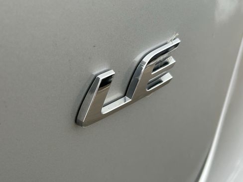 Certified 2023 Toyota Corolla LE image 9