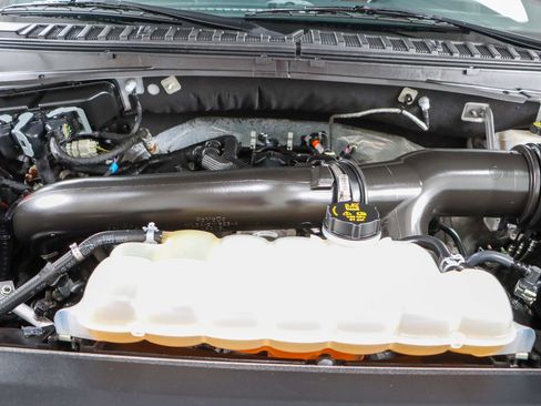 Used 2024 Ford Expedition Max Limited image 34