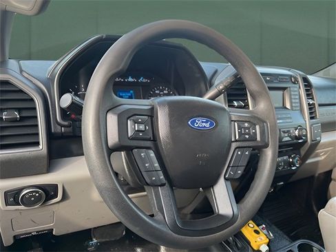 Used 2018 Ford F550 4x4 Crew Cab Super Duty image 11
