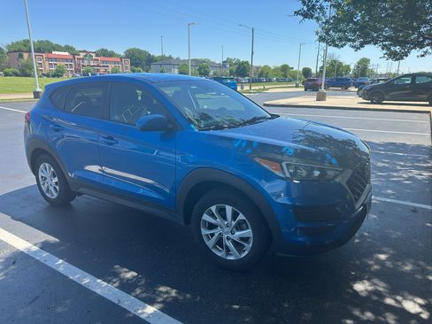 Used 2019 Hyundai Tucson SE AWD/4WD image 2