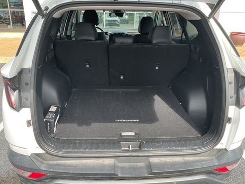 Used 2024 Hyundai Tucson Limited FWD image 3