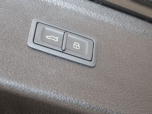 Used 2024 Audi SQ5 Premium Plus AWD/4WD image 45
