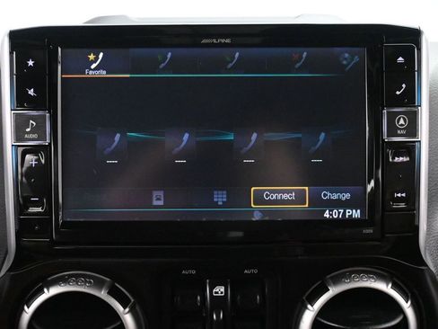 Used 2014 Jeep Wrangler Unlimited Sahara w/ Dual Top Group image 27