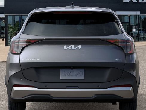 New 2026 Kia Sportage LX image 13