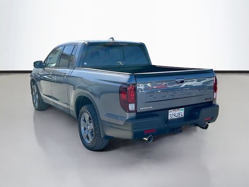 Certified 2025 Honda Ridgeline TrailSport image 7