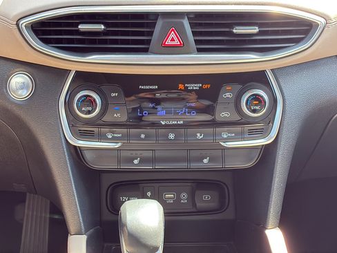 Used 2020 Hyundai Santa Fe SEL w/ Convenience + Premium Package FWD image 22