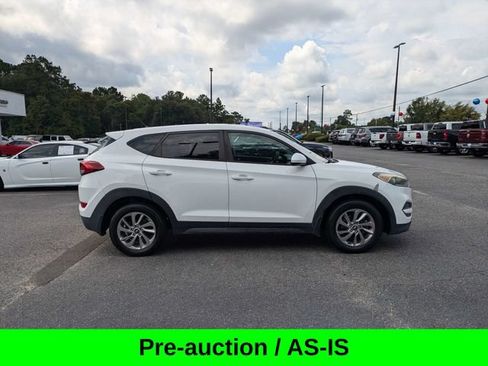 Used 2018 Hyundai Tucson SE FWD image 4