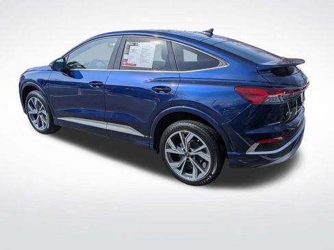 Used 2023 Audi Q4 e-tron Premium w/ Convenience Package image 3