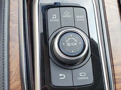 Used 2023 Nissan Armada SL w/ Captain's Chairs Package AWD/4WD image 24
