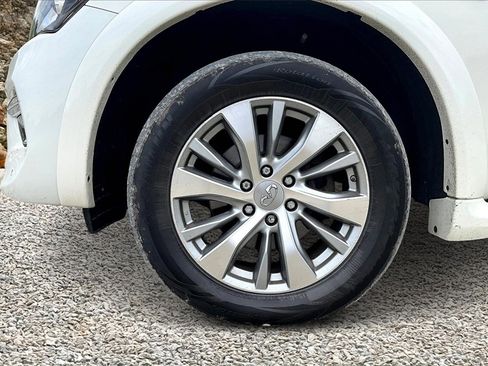 Used 2017 INFINITI QX80 4WD image 9