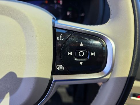 Used 2025 Volvo XC90 T8 Ultra w/ Protection Package image 24