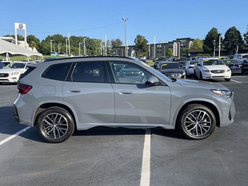 Used 2023 BMW X1 xDrive28i w/ Premium Package AWD/4WD image 8