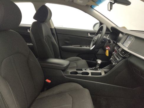 Used 2020 Kia Optima LX image 21