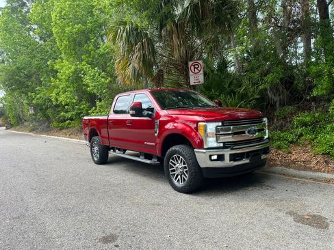 Used 2017 Ford F250 Lariat w/ Lariat Ultimate Package image 3