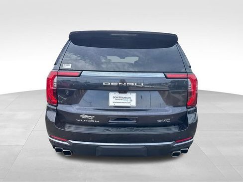 Used 2026 GMC Yukon Denali Ultimate AWD/4WD image 4