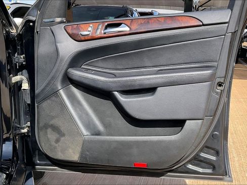 Used 2016 Mercedes-Benz GLE 400 4MATIC image 22