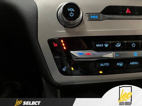 Used 2023 Ford Explorer XLT w/ Equipment Group 202A AWD/4WD image 9