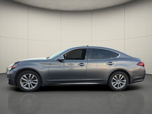 Used 2015 INFINITI Q70 3.7 w/ Deluxe Touring Package image 5