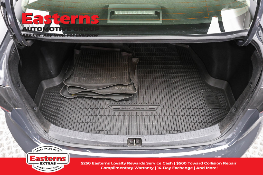 Used 2023 Toyota Corolla LE FWD image 10