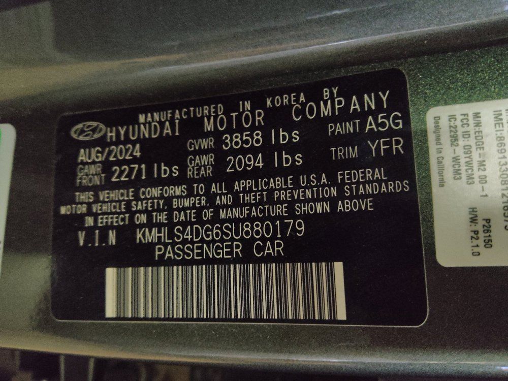 Used 2025 Hyundai Elantra SEL FWD image 33