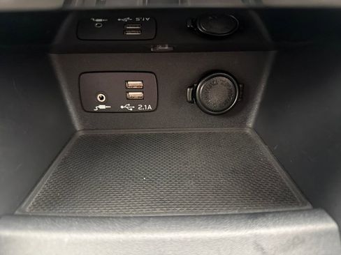 Used 2021 Subaru Forester Premium image 48