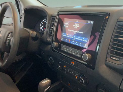 Used 2022 Nissan Frontier S w/ Technology Package AWD/4WD image 39
