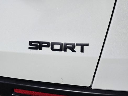 Certified 2024 Honda HR-V Sport image 10