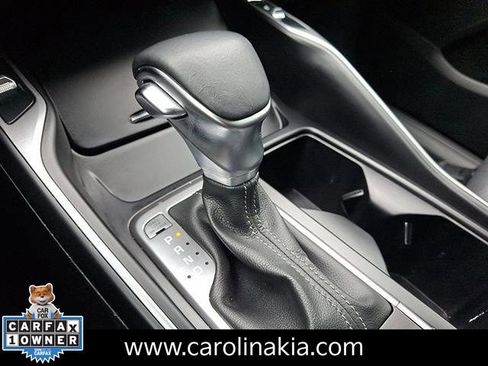 Used 2021 Kia Sorento S image 14