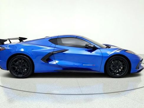 Used 2023 Chevrolet Corvette Stingray Premium Cpe w/ Z51 Performance Package RWD image 10