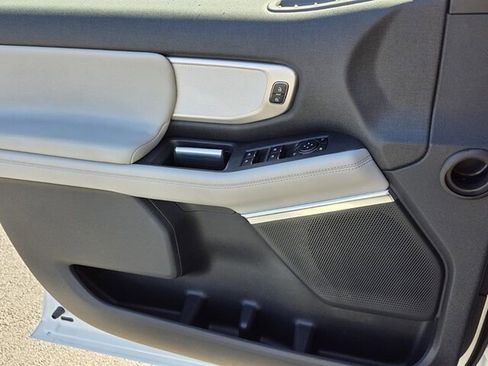 New 2026 Ford Expedition Active image 31