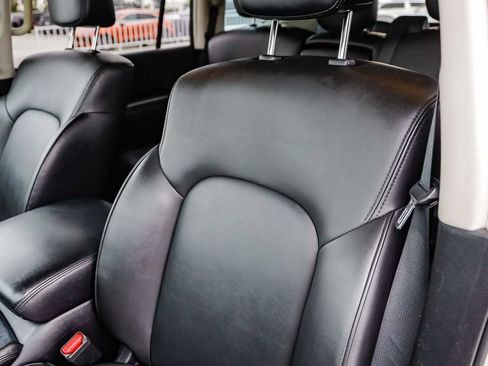 Used 2023 Nissan Armada SV AWD/4WD image 30