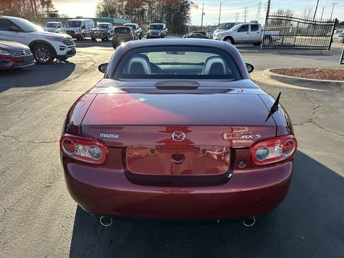 Used 2009 MAZDA MX-5 Miata Sport image 6