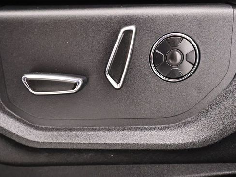 Used 2018 Ford F150 Platinum w/ Technology Package image 14