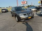 Used 2015 Nissan Rogue SV image 3