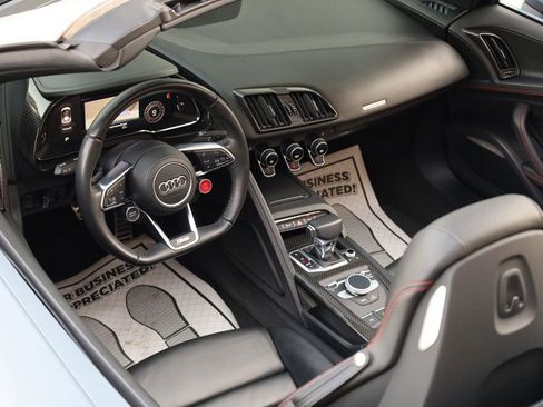 Used 2020 Audi R8 V10 w/ Carbon Exterior Package image 20