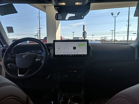 Used 2025 Ford Bronco Sport Outer Banks w/ Outer Banks Tech Package+ image 14