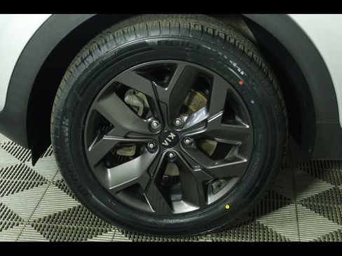 Used 2020 Kia Sportage S AWD/4WD image 10