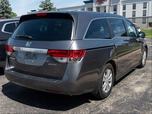 Used 2016 Honda Odyssey SE image 8