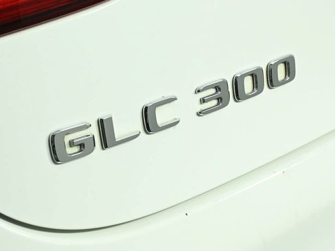 Used 2019 Mercedes-Benz GLC 300 4MATIC Coupe image 28