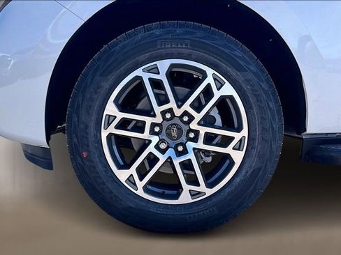 New 2026 Ford Expedition Active AWD/4WD image 12