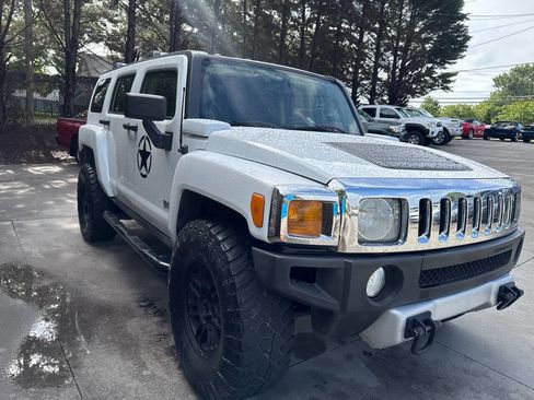 Used 2008 HUMMER H3 image 7