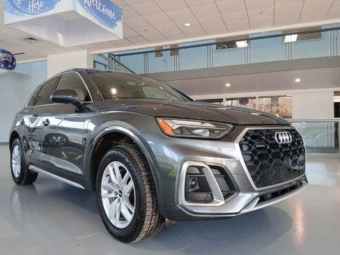 Used 2022 Audi Q5 2.0T Premium w/ Convenience Package image 7