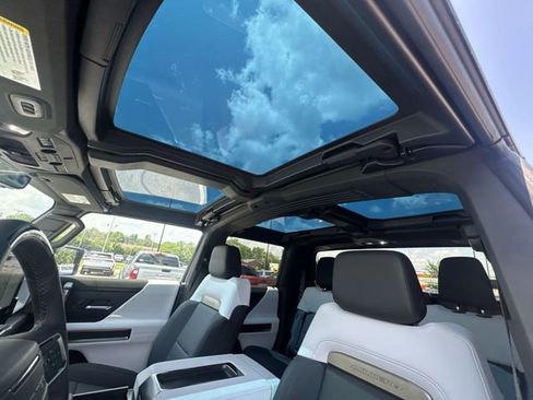 New 2025 GMC Hummer EV 3X w/ Extreme Off-Road Package image 21