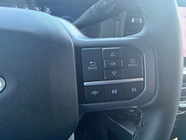 Used 2026 Ford F350 Lariat w/ Lariat Ultimate Package AWD/4WD image 18
