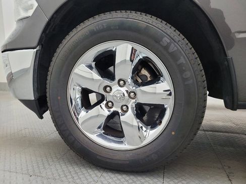 Used 2019 RAM 1500 Big Horn image 31